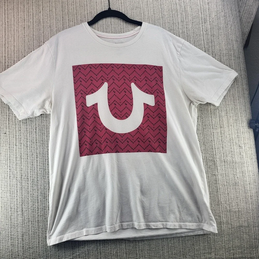 True Religion‎ Shirt Mens 2XL White Red Horseshoe Logo Graphic Tee Cotton